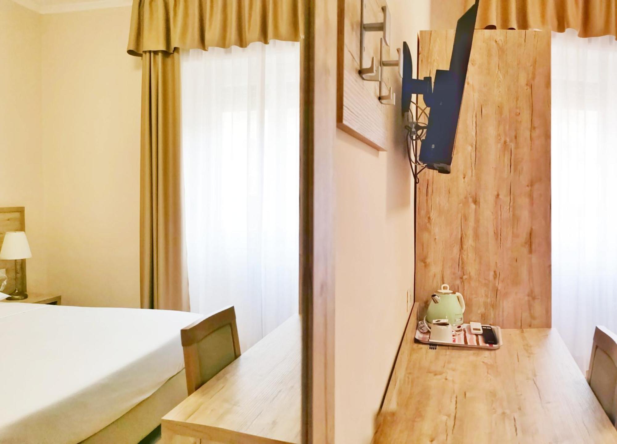 Guesthouse Central Station Group - Via Ponte Seveso 18 Milano Eksteriør bilde