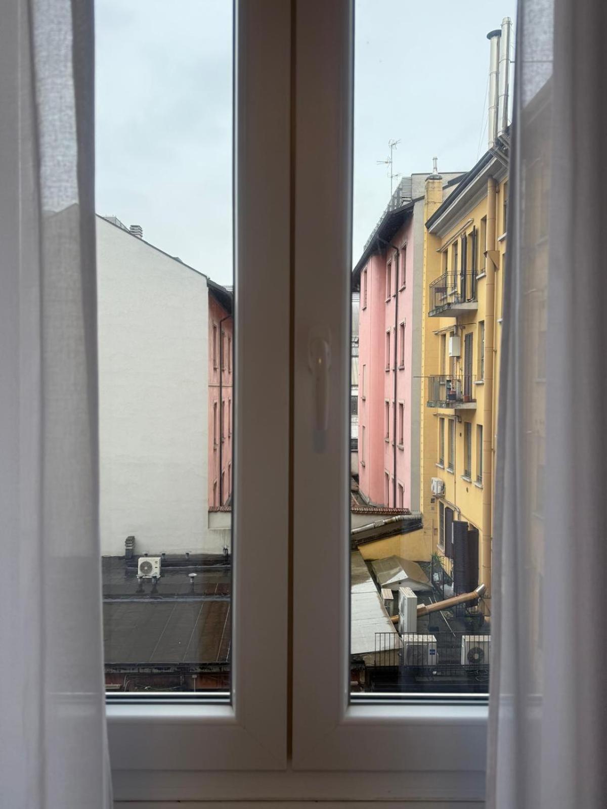 Guesthouse Central Station Group - Via Ponte Seveso 18 Milano Eksteriør bilde